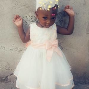 Meet your Posher, Blondene